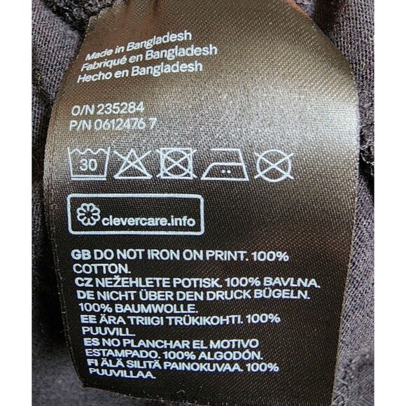 CHER T-Shirt Black Size Small Band Pop - Picture 9 of 10